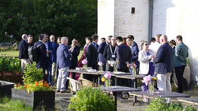 TEN100 group outside